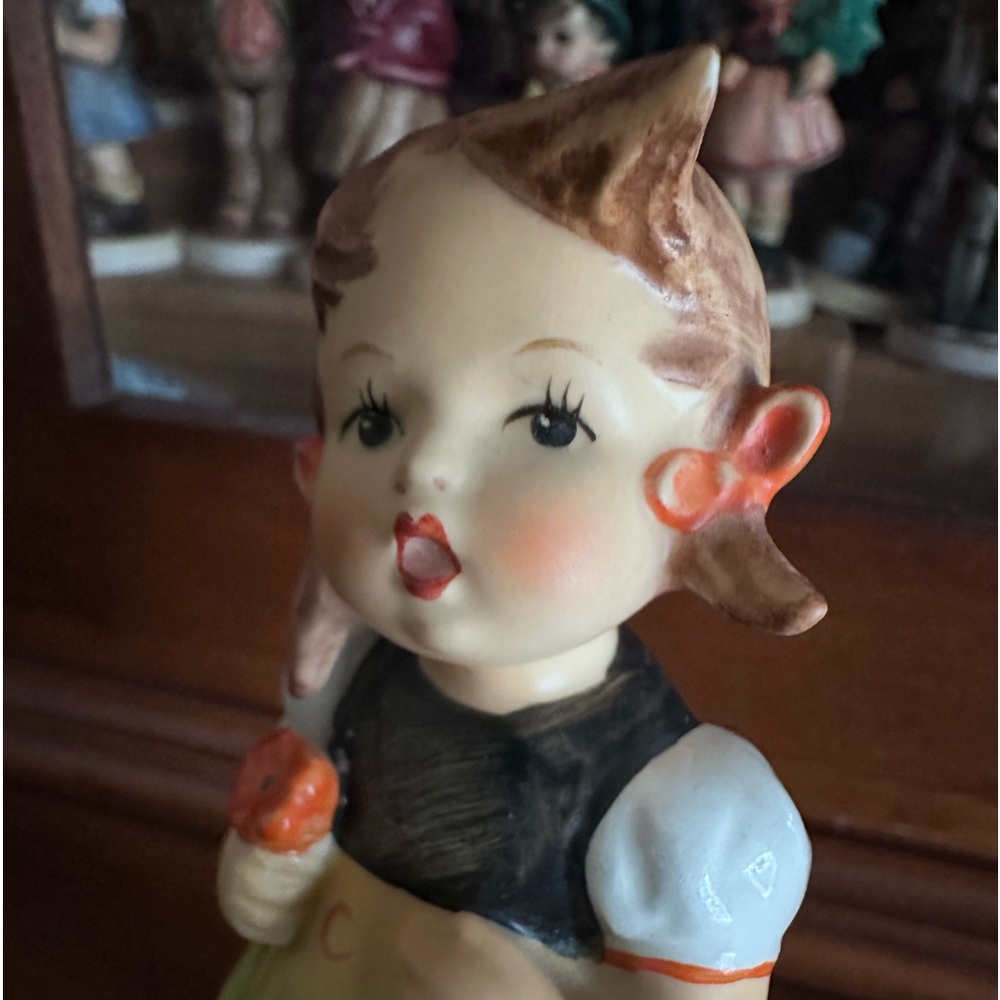 🧡TM5 ‘Sister’ Hummel Goebel #98/0